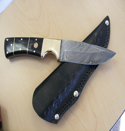 hunting knife damascus 9